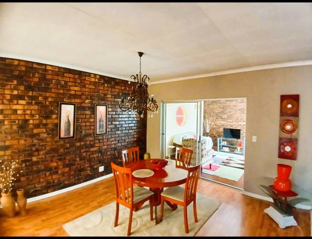 3 BEDROOM HOUSE SOLD IN WALDRIFT